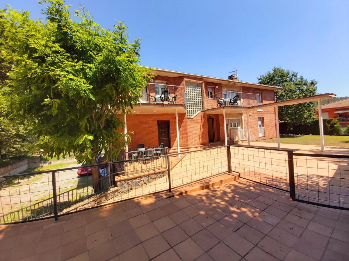 Apartamentos La Francesa Santa Pau Kültér fotó